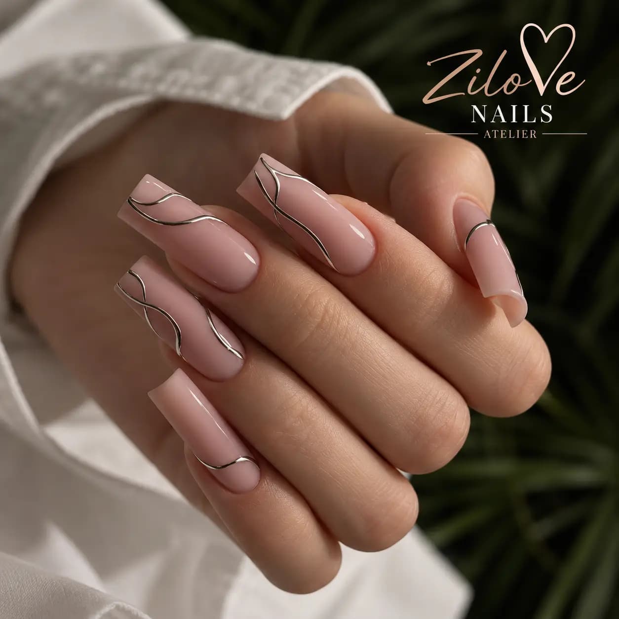 Изысканный нюдовый маникюр ZiloVe
